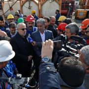 بازديد وزير نفت از دستگاه حفاري شركت پدكس در ميدان زيار