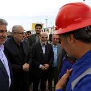 بازديد وزير نفت از دستگاه حفاري شركت پدكس در ميدان زيار